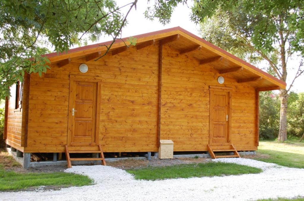 Camping Les 2 Salamandres Arces-sur-Gironde Exteriör bild