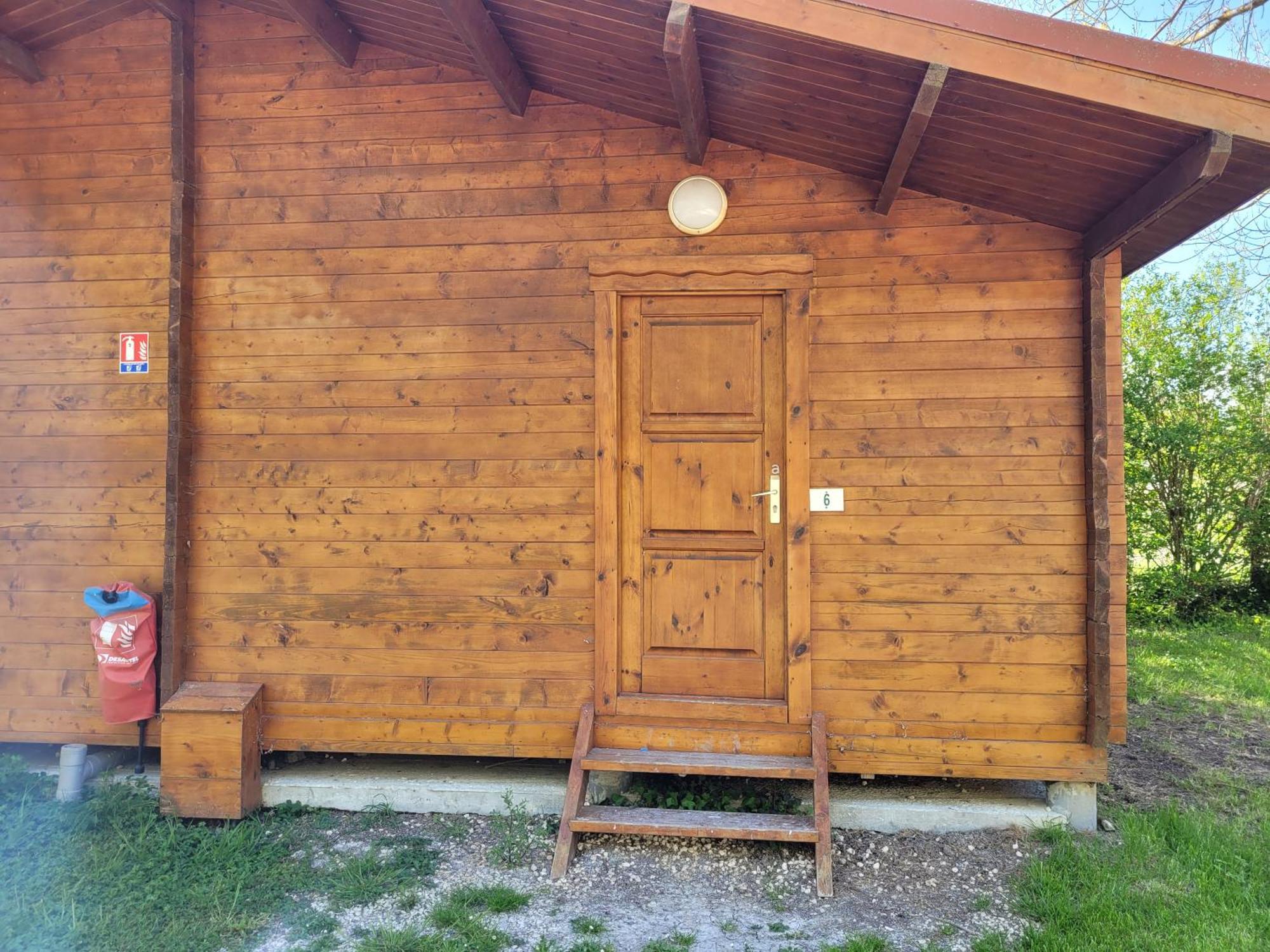 Camping Les 2 Salamandres Arces-sur-Gironde Exteriör bild